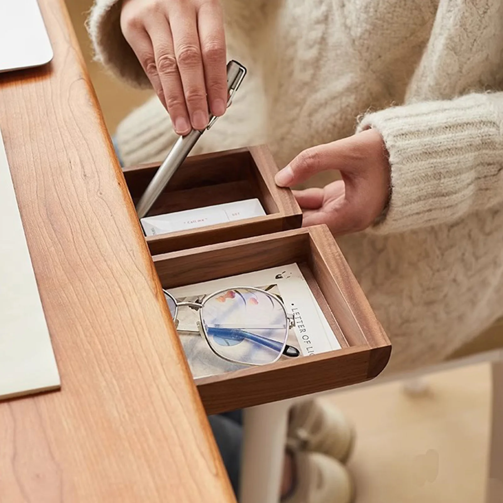 竹製デスク下収納ボックス 引き出し式隠しボックス オフィスデ - Drawer Organizer Bamboo のレビューと価格