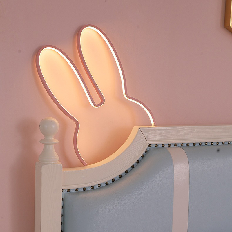 かわいいLEDウサギウォールライト、USB電源、ベビーデスク - Yellow Desk Setup のレビューと価格